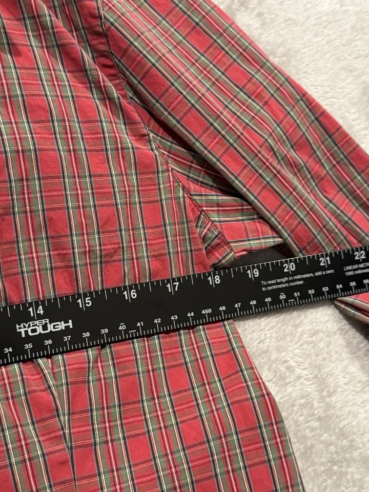 L.L. Camisa Bean para mujer mediana con botones manga larga roja, verde Foto 4 de 4