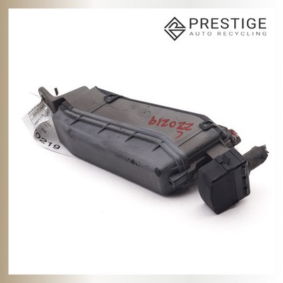 2001 LEXUS IS300 Under Hood Fuse Box Relay Module 82743-53011