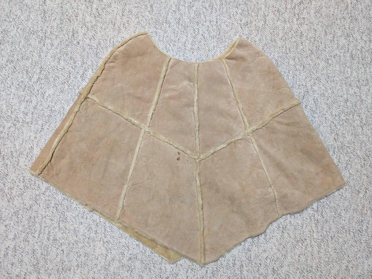 vintage WILSONS LEATHER suede PONCHO faux shearling L/XL cape BOHO hippie