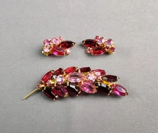 Juliana Brooch & Clip-on Earrings D&E Vintage Pink & Red Navette Rhinestones