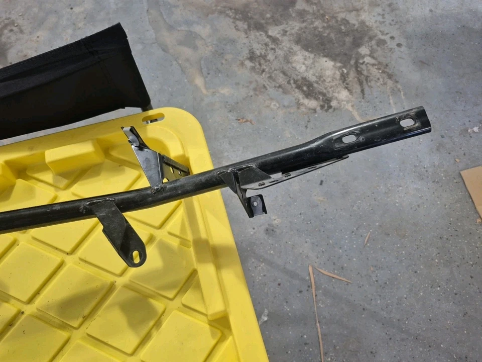 Can-Am Spyder RT-S Roadster SM5 2012 LH cuadro soporte lateral 705202817 Foto 4 de 4