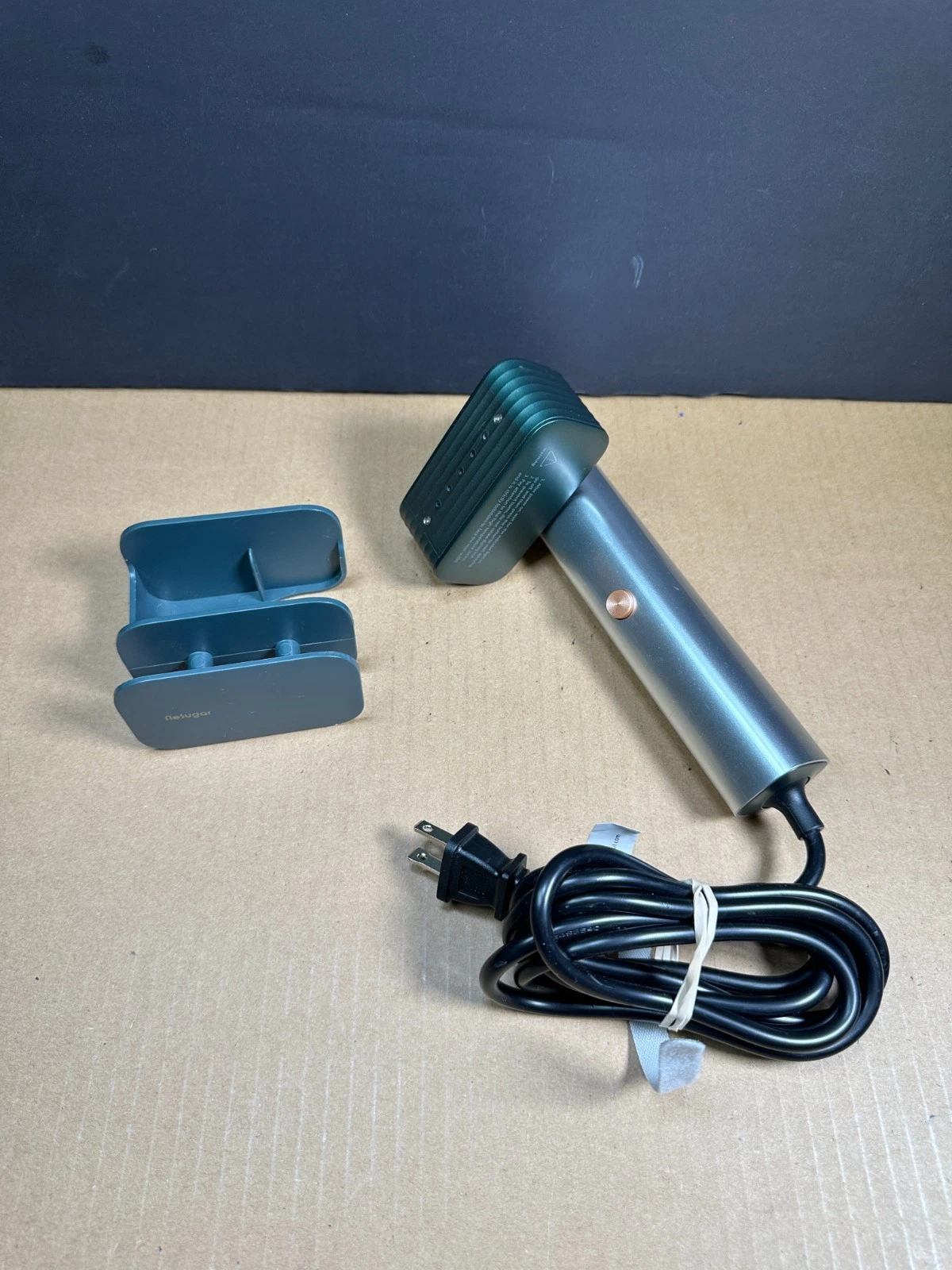 Nesugar Handheld Travel Steamer Works Ships Fast!!!