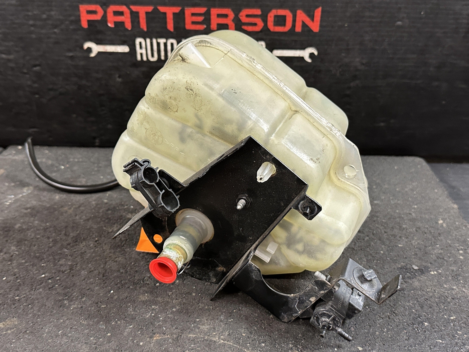 02-06 MASERATI SPYDER RADIATOR COOLANT OVER FLOW BOTTLE RESERVIOR