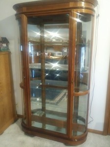 Pulaski Curved Glass Lighted Curio Cabinet 80 Tall X 48 Wide Med