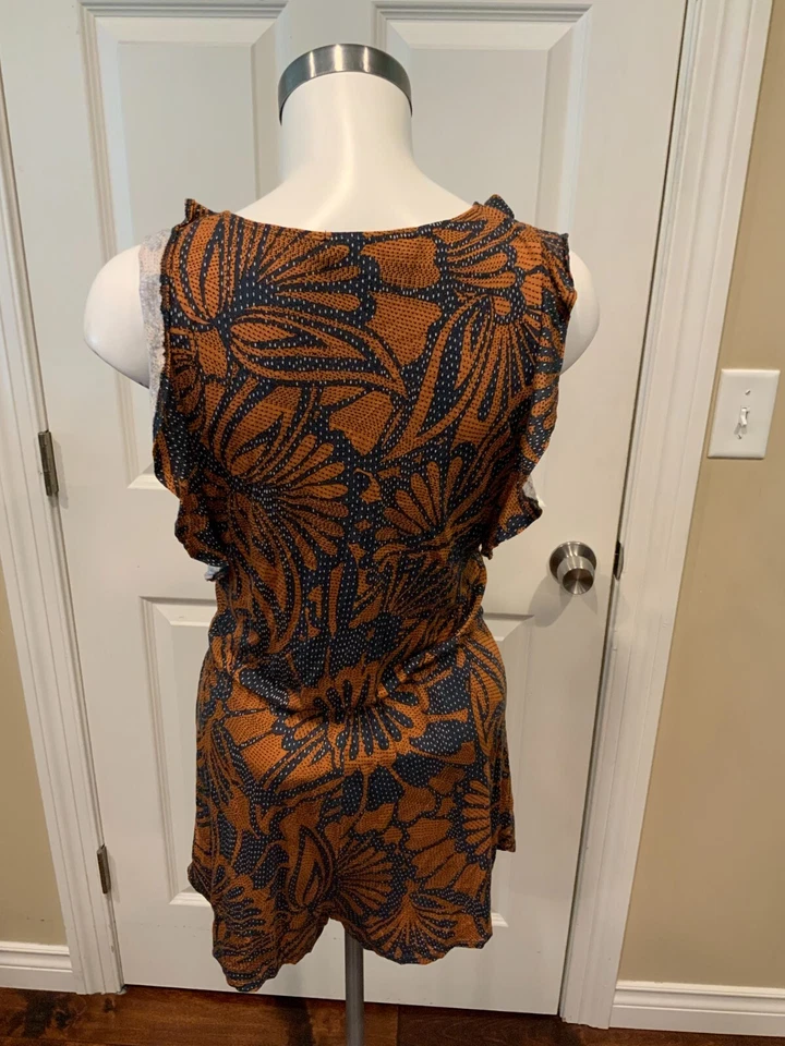 Romper BCBG Max Azria azul e marrom floral com babado, tamanho pequeno - Imagem 4 de 4