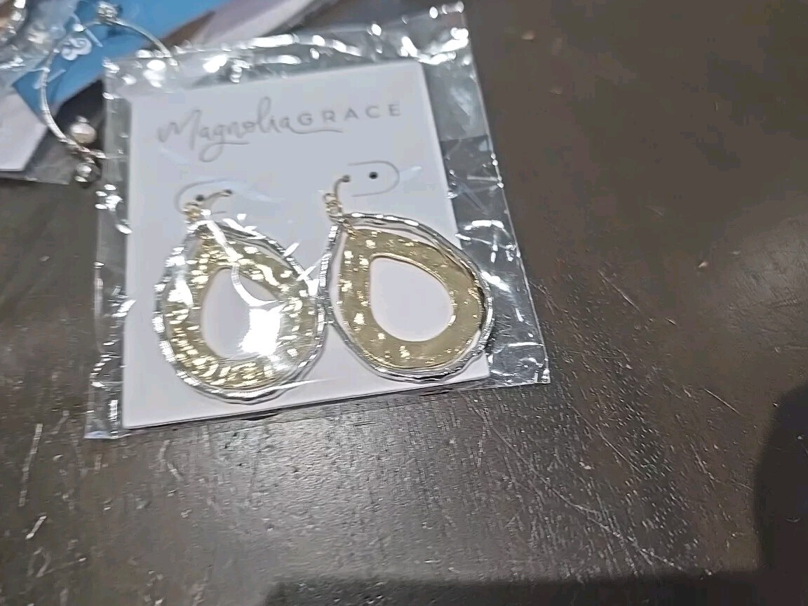 Picture 2 of 10