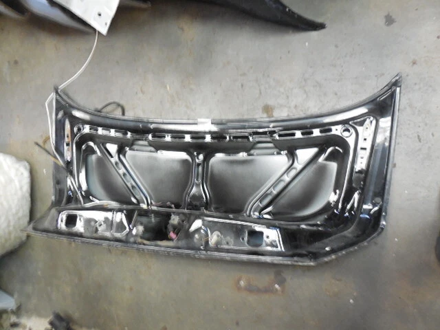 94-97 Mercedes W202 Clase C Tapa maletero C230 C280 SOLO RECOGIDA LOCAL 11733 Foto 4 de 4