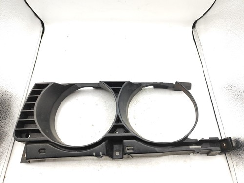 BMW 5er E34 Benzin 1988 Scheinwerfergrill vorne links 8148311