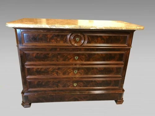 Meubles de rangement du XIXe siècle commodes, chiffonniers Louis-Philippe