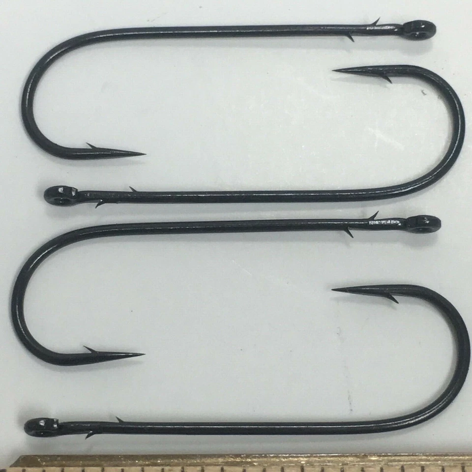 Daiichi Fly Tying High Carbon Fishing Hooks Black 100 pcs per Box 4331 Size 1/0 - Image 4 of 4