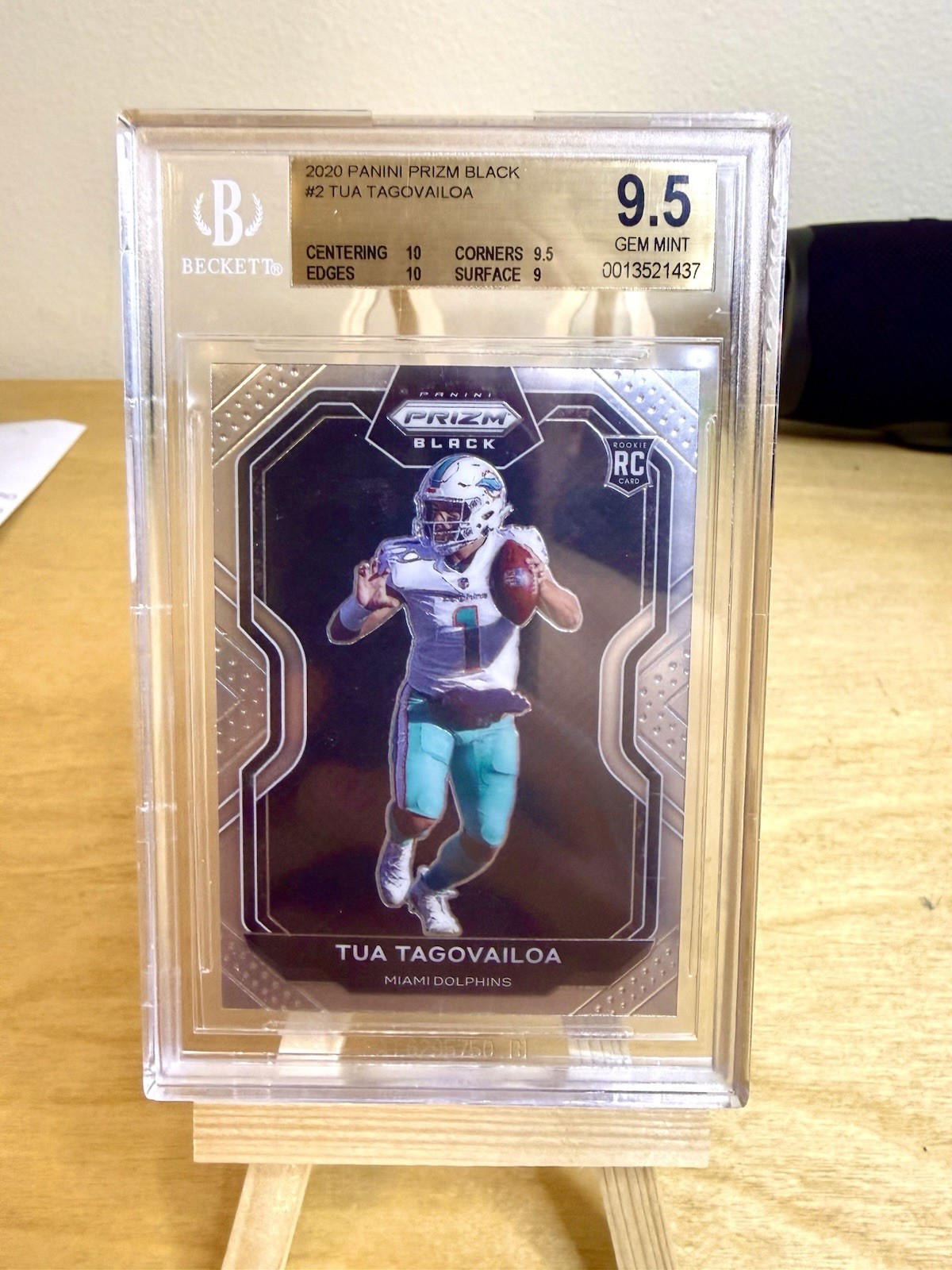 2020 Panini Chronicles Tua Tagovailoa Prizm Black Rookie BGS 9.5 GEM RC