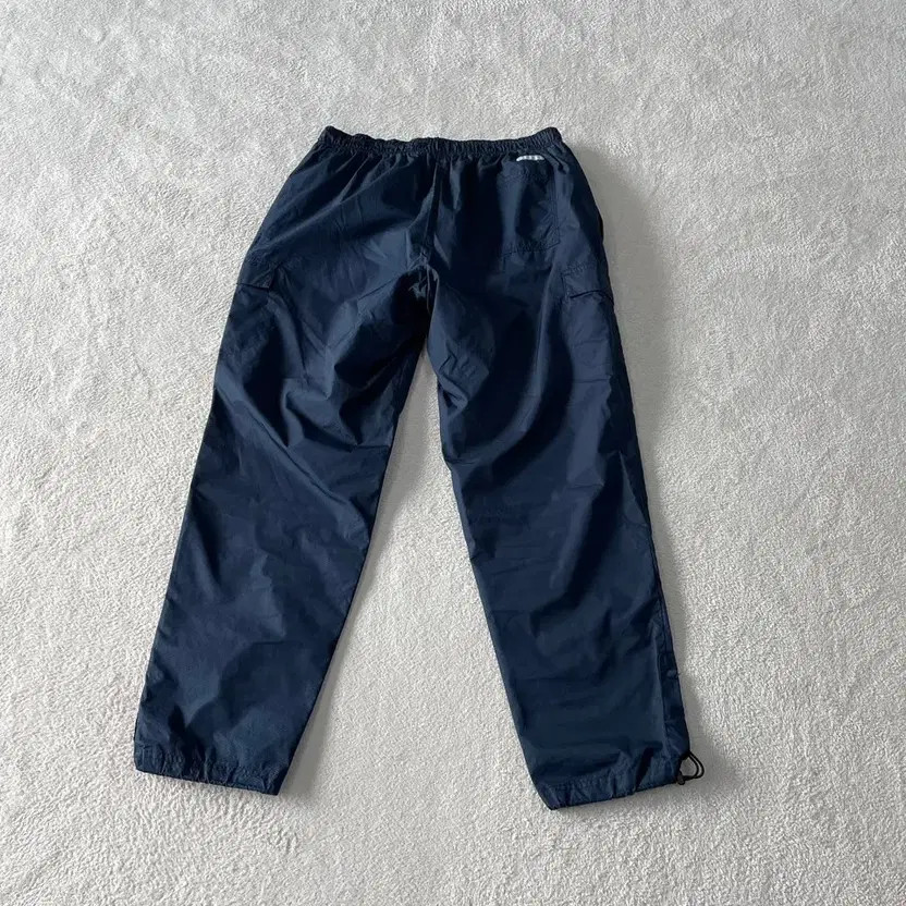 Nike XL Woven Navy Cargo Pants thumbnail 5