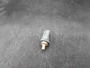 AUDI A6 4F2, C6 Kühlmitteltemperatursensor 06A919501A 3.00 Diesel 25509659