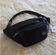 Alo Yoga Explorer Waist Bag Black Travel Crossbody Fanny Pack Everyday