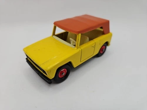Lesney Matchbox Field Car No 18 Yellow Auto Steer Red Hubs Brown Roof England