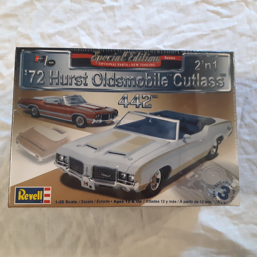 Revell 1972 HURST OLDSMOBILE CUTLASS 442 #85-4244; Factory-sealed; (c ...