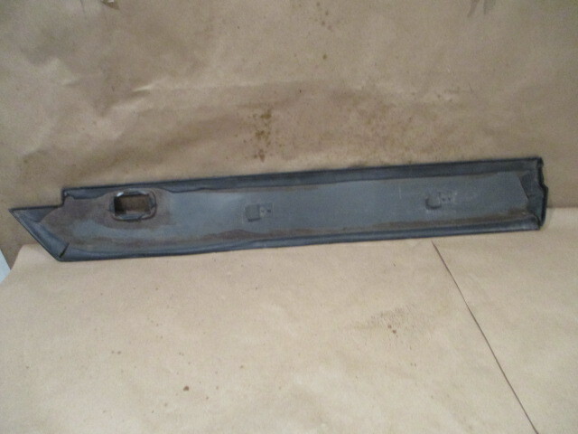 Ferrari Mondial QV - LH Central Door Panel Trim - Black - P/N 61080200