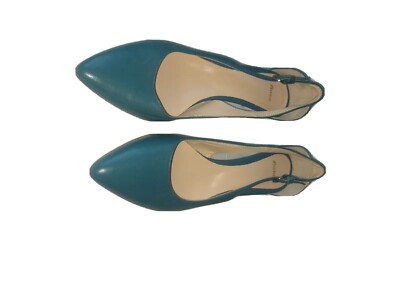 Bata Women Closes Toe Shoes Blue Sz 8.5
