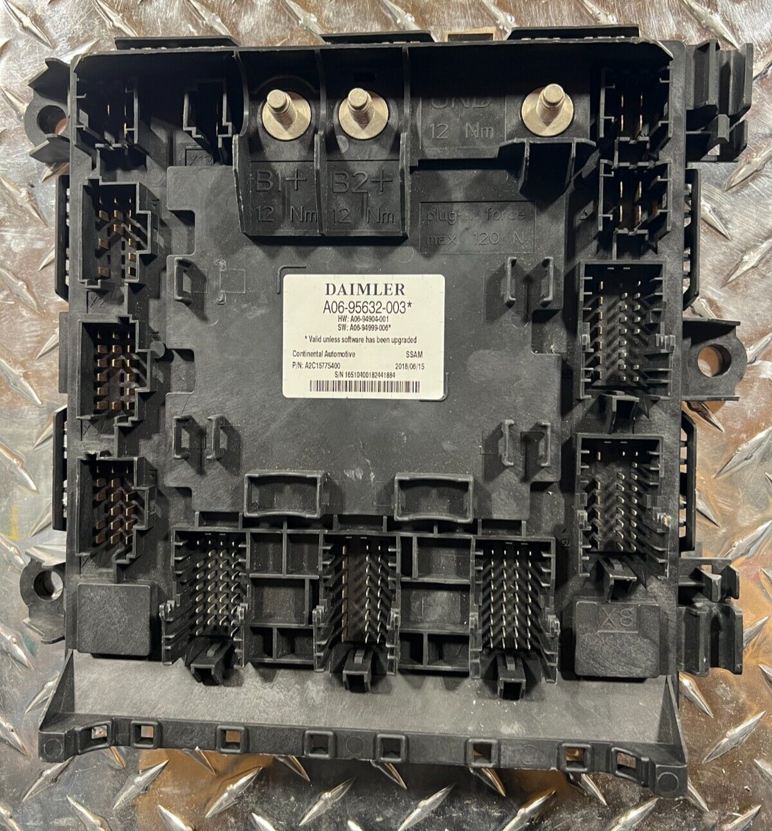 samuページ 13-17 Volvo XC60 S60 FSM Forward Sensing Module 31660981 OEM
