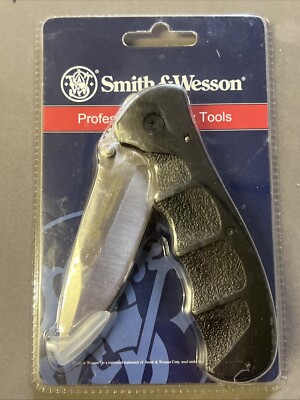 Smith & Wesson 2010 SWA14CP Extreme Ops Linerlock Folder New in the Package