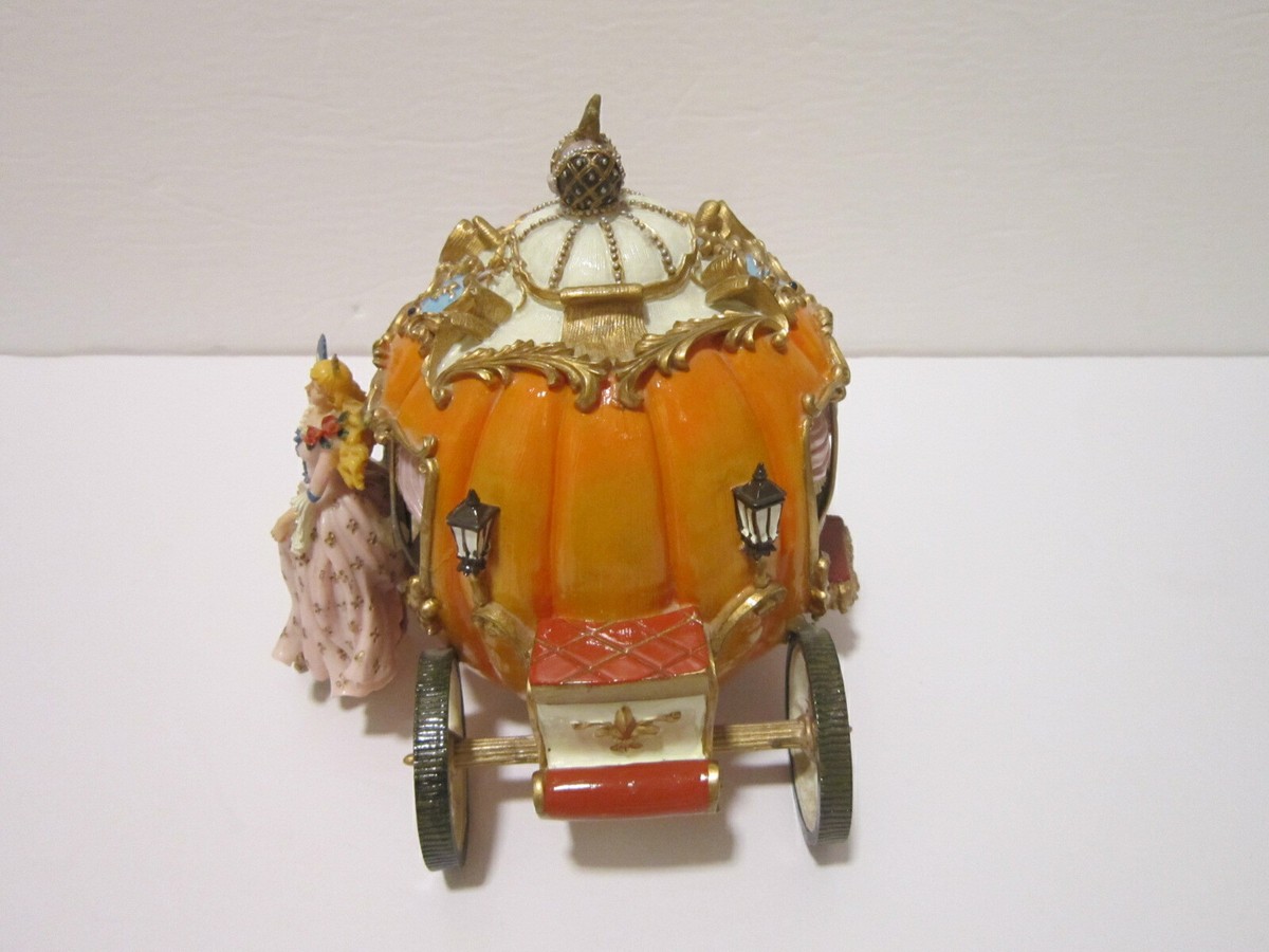 Fitz and Floyd Classics Cinderella Musical Swan Lake Pumpkin