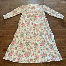 Lanz of Salzburg Floral Flannel Nightgown Medium Rose Garden Grandmacore Cottage