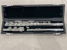Pearl PF-525 Flute Silver E mechanism Used with Hard Case Soft Case