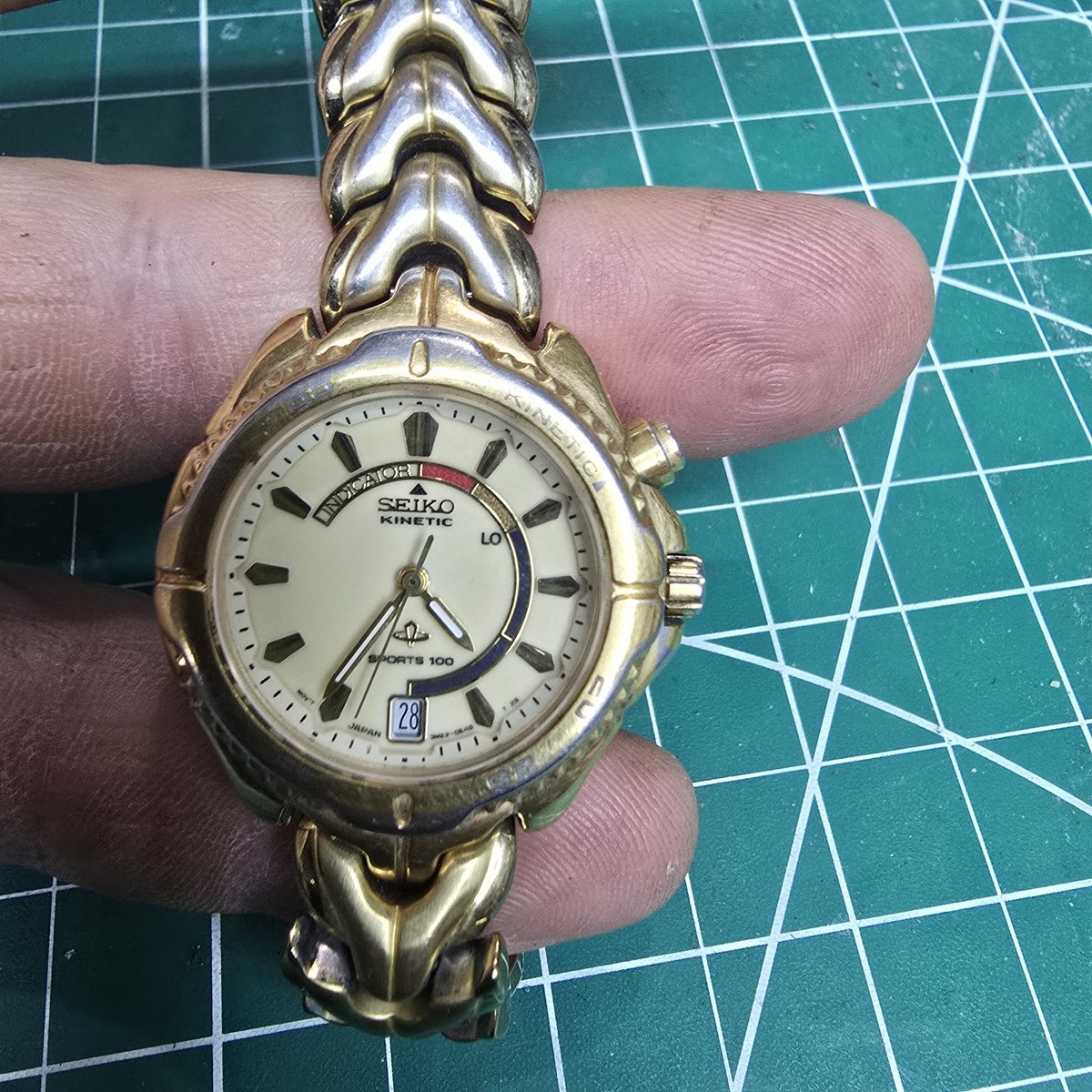 🔥Vintage Seiko Kinetic 3M22-0B99 Sport 100 Women Gold Watch🔥 | eBay