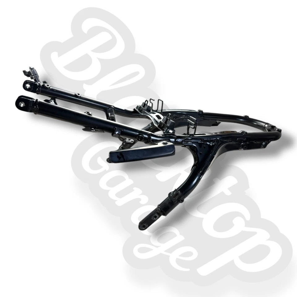 Honda ST1300 2012 subchasis trasero subchasis trasero 50240-MCS-G03 Foto 4 de 4