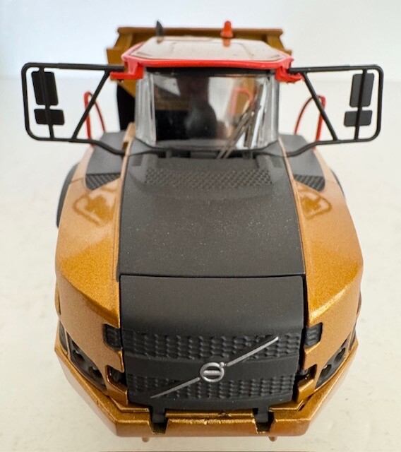 VOLVO MOTORART A40G ミニカー 1 50 Volvo A40G Articulated Hauler LIMITED GOLD EDITION By