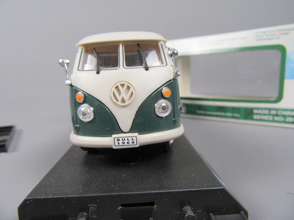 A907 Cararama Hongwell 25104 VW T1 Combi Pick-Up Verde E Grigio 1:43 + Scatola - Immagine 2 di 4