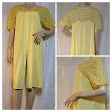 Vintage Vanity Fair Yellow Embroidered Lingerie Dressing Gown Peignoir Robe M