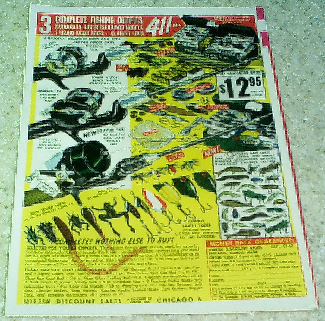 Walt Disney's Mickey Mouse 113 (VF- 7.5) Case the Sinister Robot