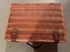 wicker picnic basket for 4