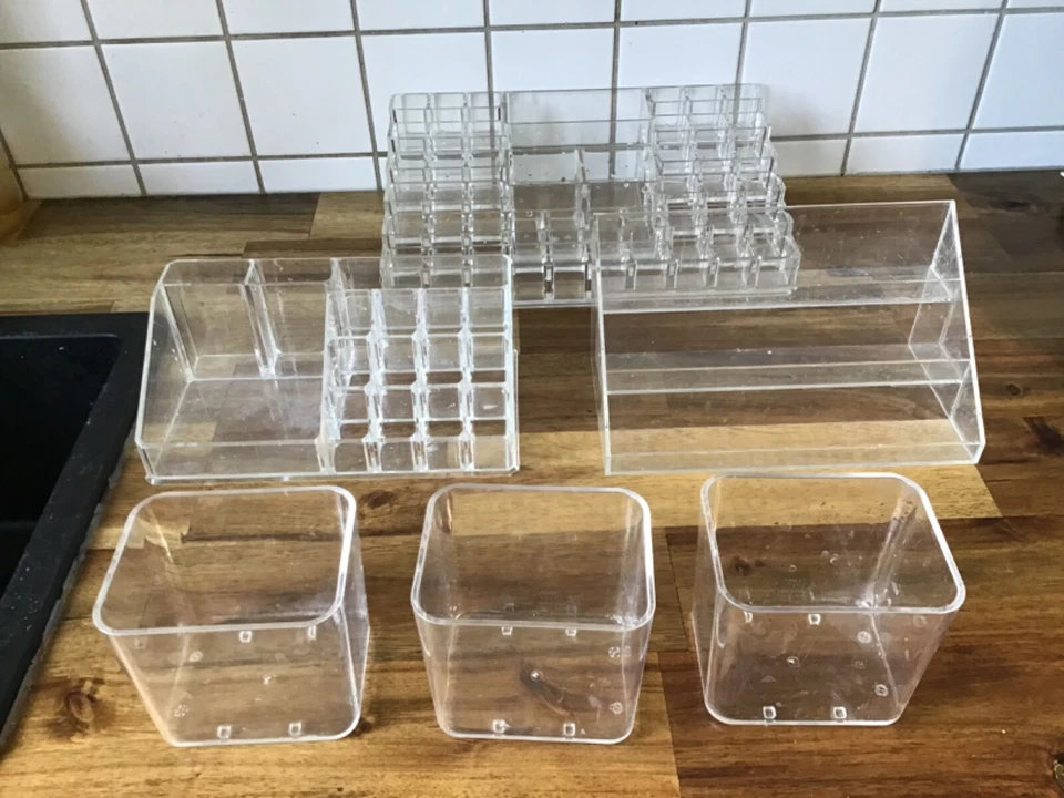 Make up organaiser für Maskenbildnerin Lippenstift und Pinsel usw.