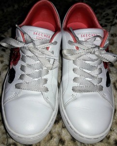 skechers white leather tennis shoes