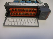 ALLEN BRADLEY SLC 500 OUTPUT MODULE CAT 1746-...