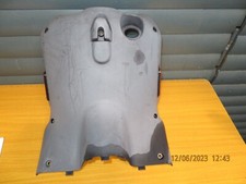Piaggio Diesis 50 Beinschid/Verkleidung ED0765