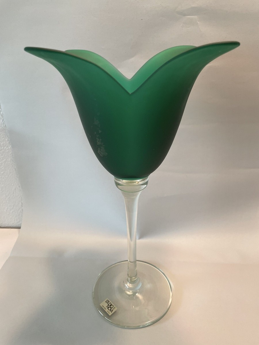 Vintage Studio Nova Handmade Portugal Green Tulip Flower  display picture 1