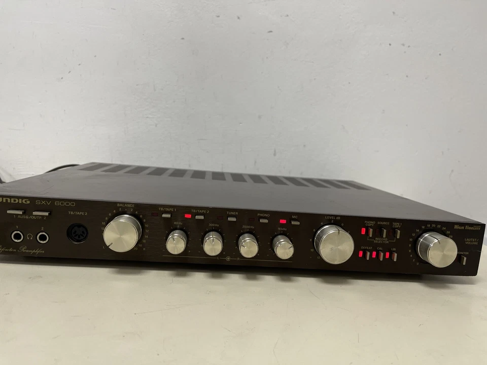 Grundig SXV6000 Vorverstärker braun - Bild 3 von 4