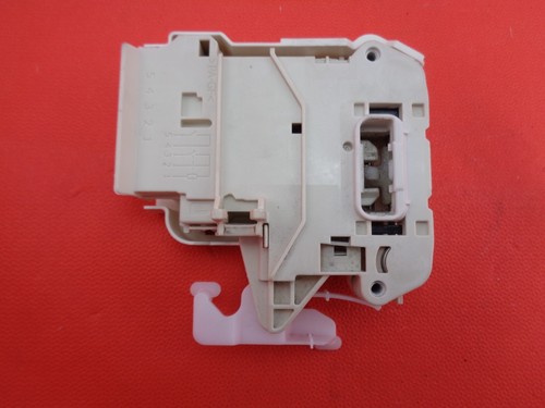 Miele W1 Türschloss Verriegelung Waschmaschine T.Nr. 9240331  u.s.w.