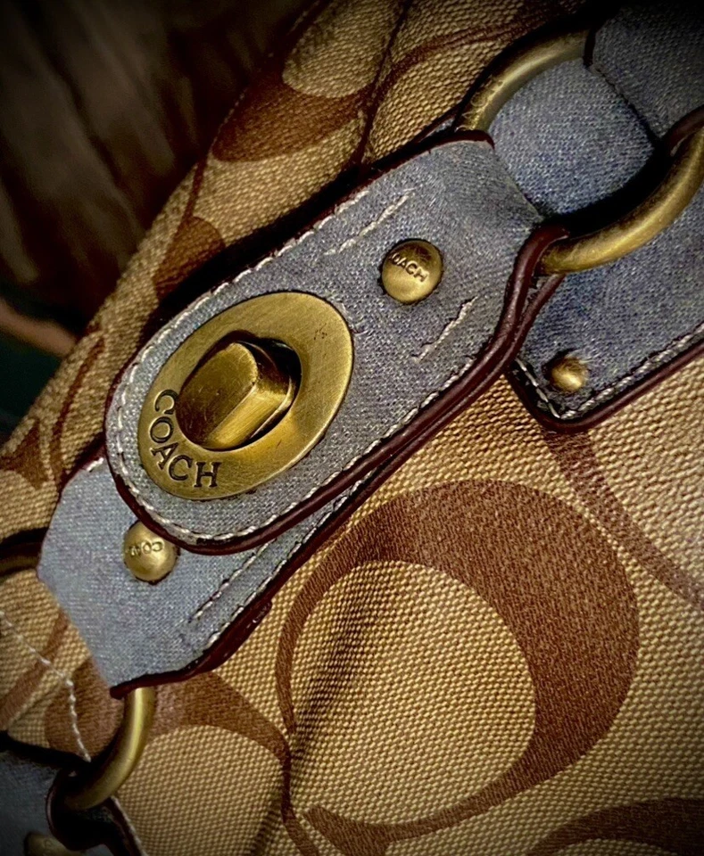 Coach Authentic Brown/Tan Leather Shoulder Bag w/tag & Gold Coach Hardware 🤩 - Image 3 of 4