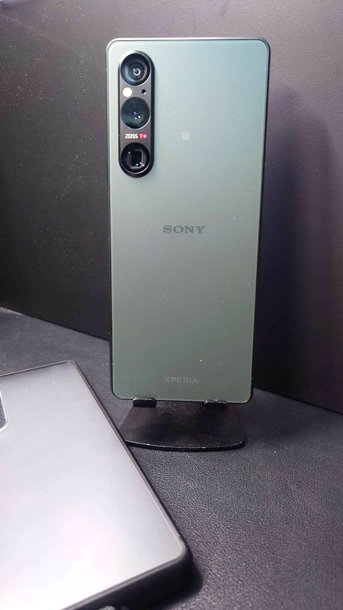 USED Sony Xperia 1 V XQ-DQ44 512GB 16GB RAM Dual SIM Unlocked 6.5