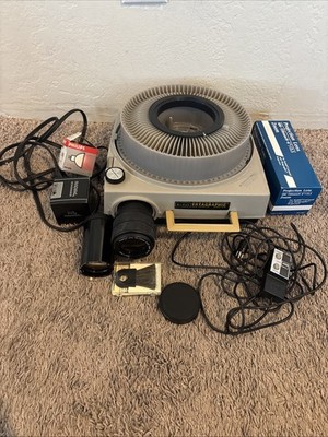 Kodak Ektagraphic AF-2 Slide Projector Carousel Tray Remote Extra Lens