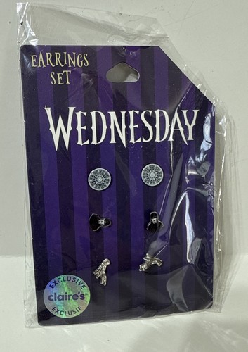 Exclusive Claires Wednesday Earring SET Halloween Spiderweb Hand Adam’s Family