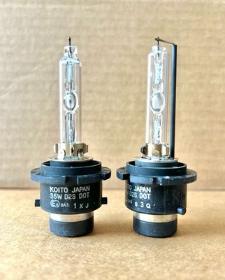 2x OEM Koito Xenon D2S Bulbs Set HID Light Lamps Japan