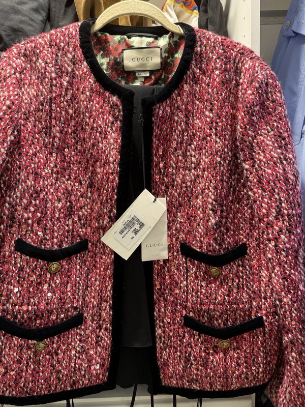 NWT Gucci Tweed Jacket Pink Sequin Gold Lion Buttons Black Velvet Trim SZ 46 NWT