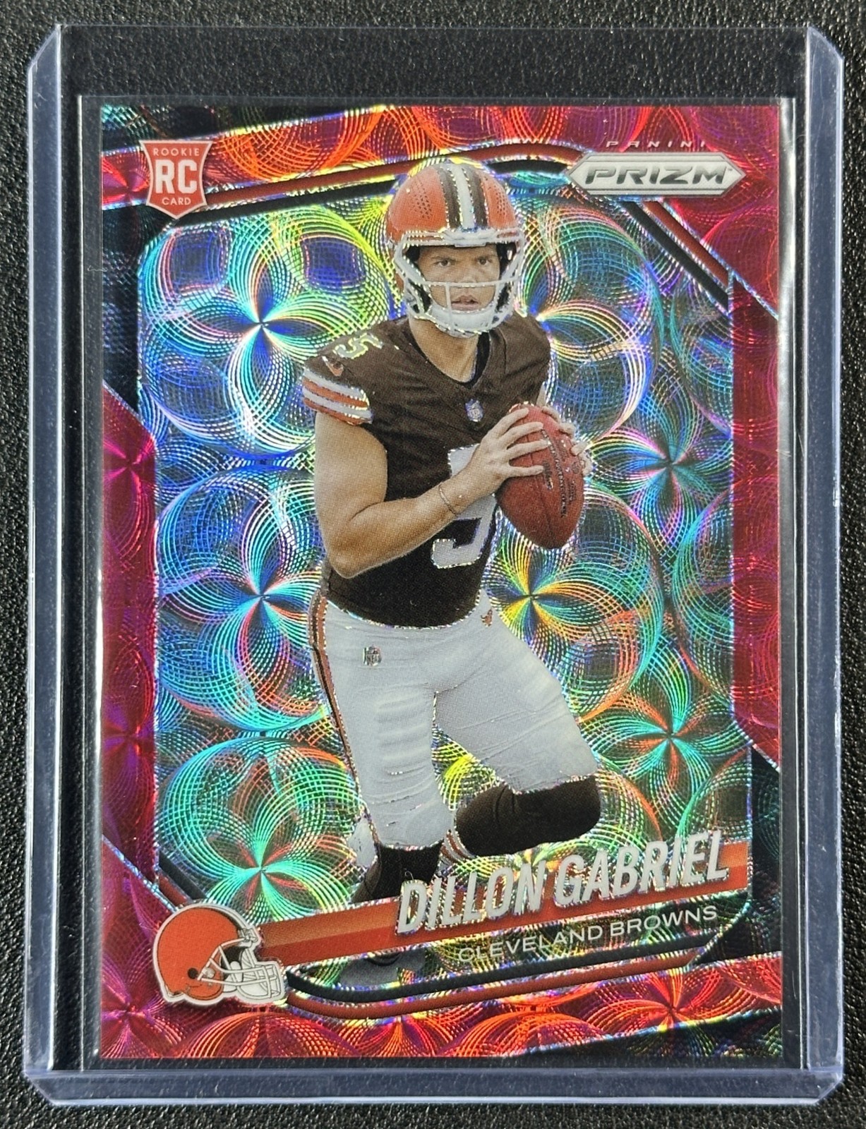 DILLON GABRIEL 2025 PANINI PRIZM #372 ROOKIE CHOICE RED RC 4/20 BROWNS