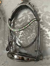 Kandare 2 in 1 rundgenäht schwarzes Leder Lackleder ohne Stirnriemen mit Zügel