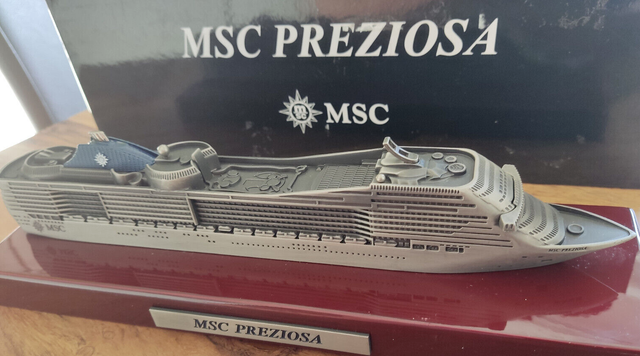MSC PREZIOSA Schiffsmodell massiv Metall Kreuzfahrtschiff selten cruise ship MSC PREZIOSA Schiffsmodell massiv Metall Kreuzfahrtschiff selten cruise ship